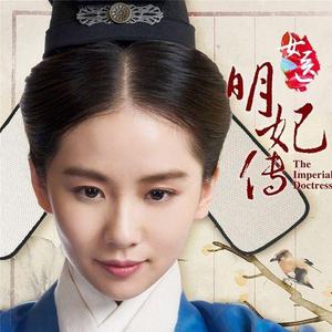 用花洒冲她尿孔play
