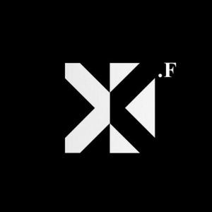 用花洒冲她尿孔play
